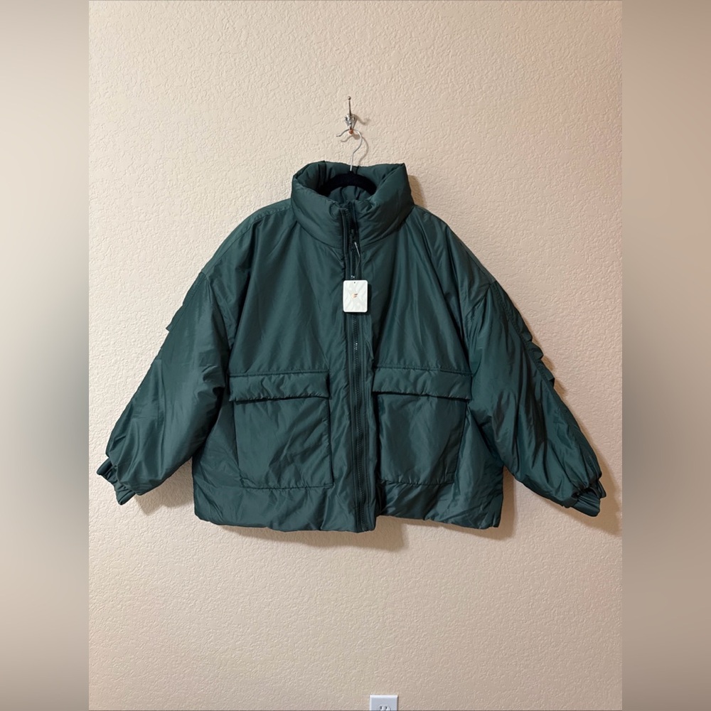 NWT Fabletics Khloe Kardashian All‎ Weather Puffer Jacket In Deep Green XXL 1X